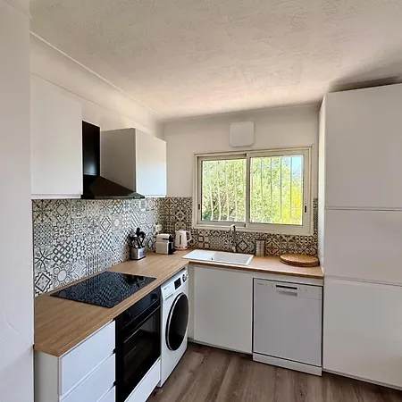 La Rimonsette Est - Sea View And Terrace Apartment *